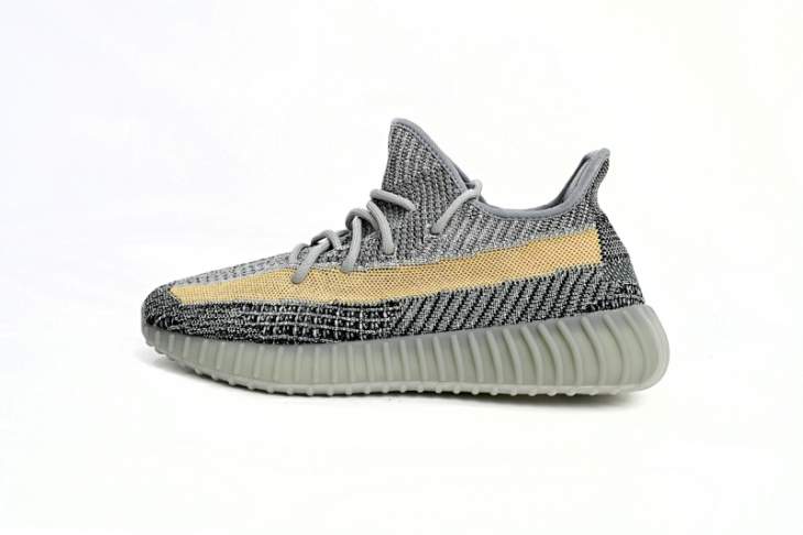 Picture of Yeezy 350 V2 _SKUfw15818348462949912fw